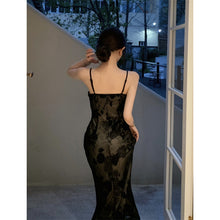 Load image into Gallery viewer, French Vintage Black Lace Dress Women's Elegant Strapless Dress