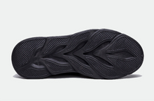 Load image into Gallery viewer, Comfortable and breathable sneakers - foxberryparkproducts