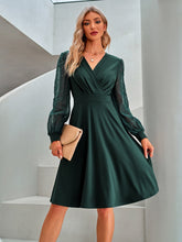 Load image into Gallery viewer, Women's Autumn And Winter New Fashion V-Neck Jacquard Dress