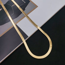Load image into Gallery viewer, 24K Gold Blade Snakebone Necklace - foxberryparkproducts