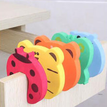 Load image into Gallery viewer, 5Pcs/Lot Protection Baby Safety Cute Animal Security Door Stopper Baby Card Lock Newborn Care Child Finger Protector - foxberryparkproducts