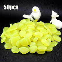 Load image into Gallery viewer, 50/100/300pcs Glow in the Dark Pebbles - foxberryparkproducts