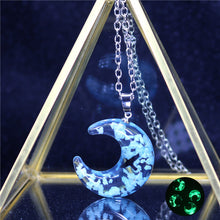 Load image into Gallery viewer, Chic Transparent Resin Rould Ball Moon Pendant Necklace - foxberryparkproducts