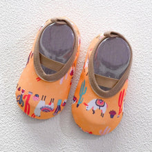 Load image into Gallery viewer, Childs Beach Water Sports Sneakers - foxberryparkproducts