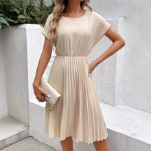 Load image into Gallery viewer, Summer Solid Color Pleated Dress
