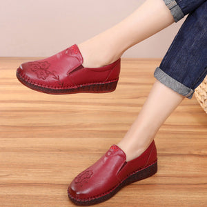 Soft soled women's genuine leather shoes