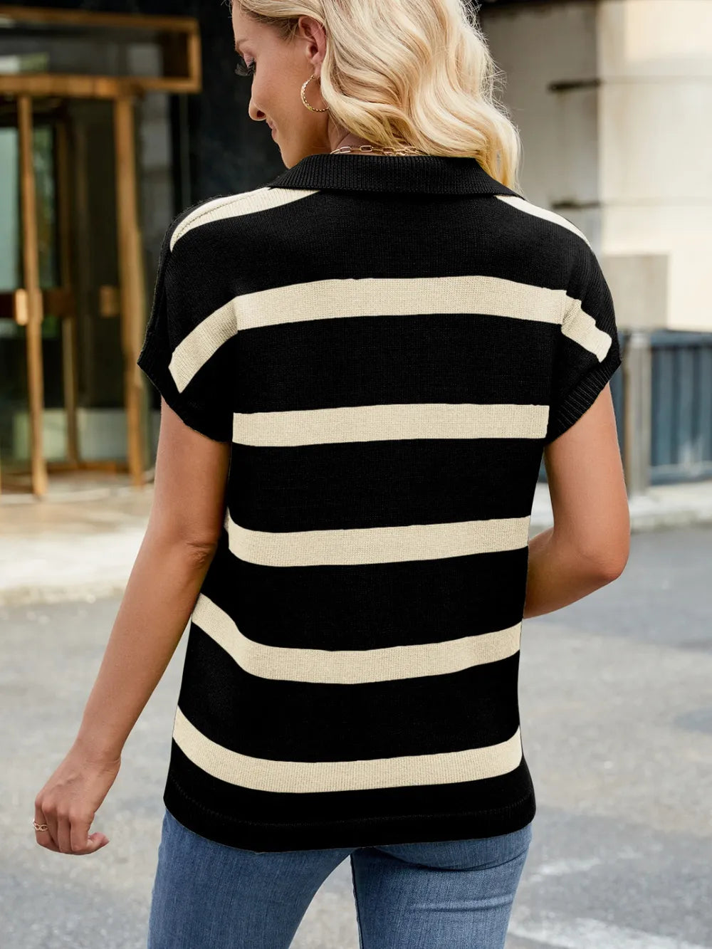 Flip collar casual striped knitted sweater vest