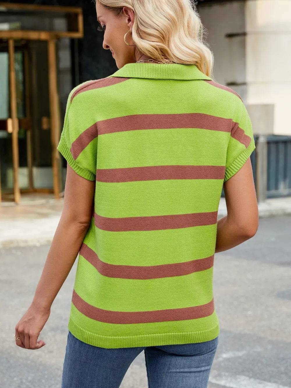 Flip collar casual striped knitted sweater vest