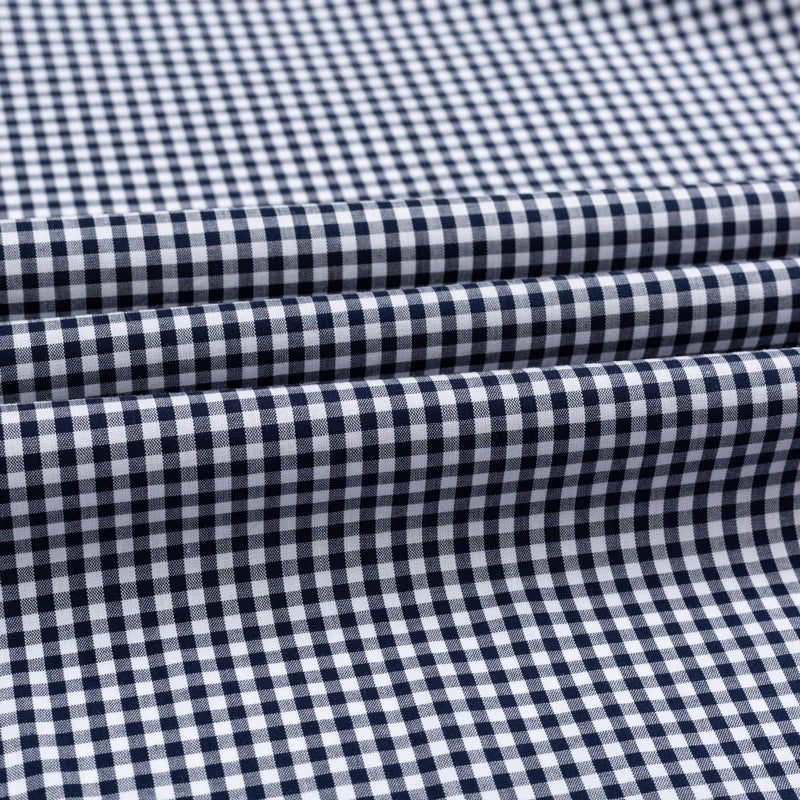 Men's Standard-Fit Long-Sleeve Casual Checked Shirt