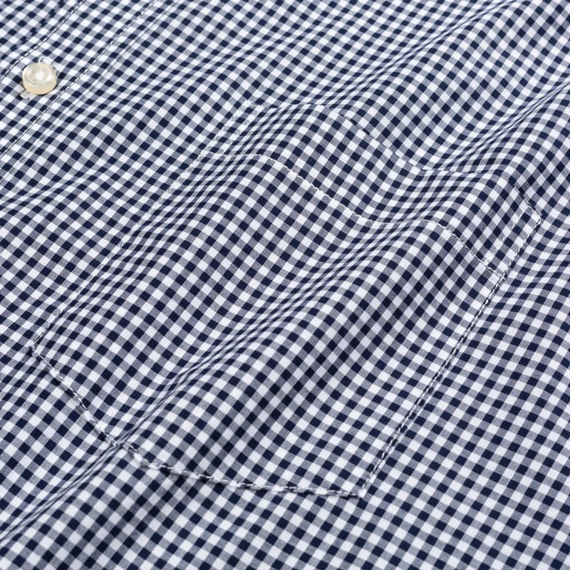 Men's Standard-Fit Long-Sleeve Casual Checked Shirt