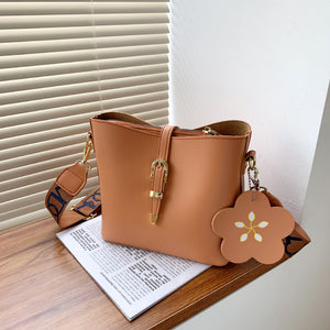 Wide Shoulder Strap Crossbody Bag