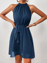 Load image into Gallery viewer, Strapless Solid Color Chiffon High Waist Lace-up Dress Women
