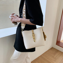 Load image into Gallery viewer, Wide Shoulder Strap Crossbody Bag
