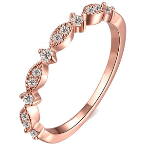 Rose Gold Plated Swirl Crystal Ring - foxberryparkproducts