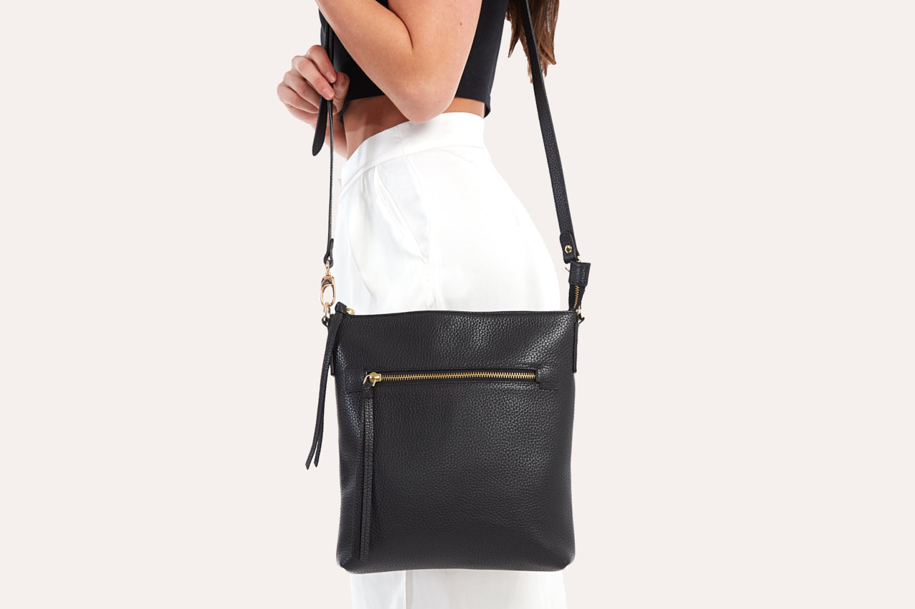 Pebble Leather Crossbody Bag - foxberryparkproducts