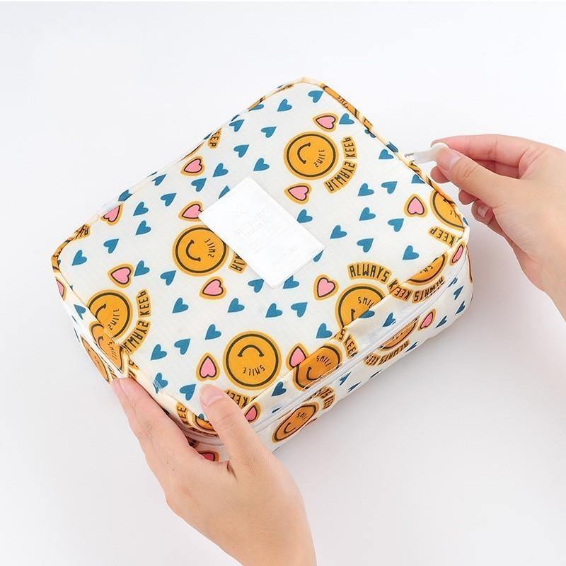Waterproof Women Cosmetic Organizer - foxberryparkproducts