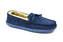 Load image into Gallery viewer, Men&#39;s Bow Faux Fur Lined Slippers Navy - foxberryparkproducts
