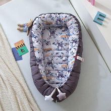 Load image into Gallery viewer, Portable Toddler Crib - foxberryparkproducts
