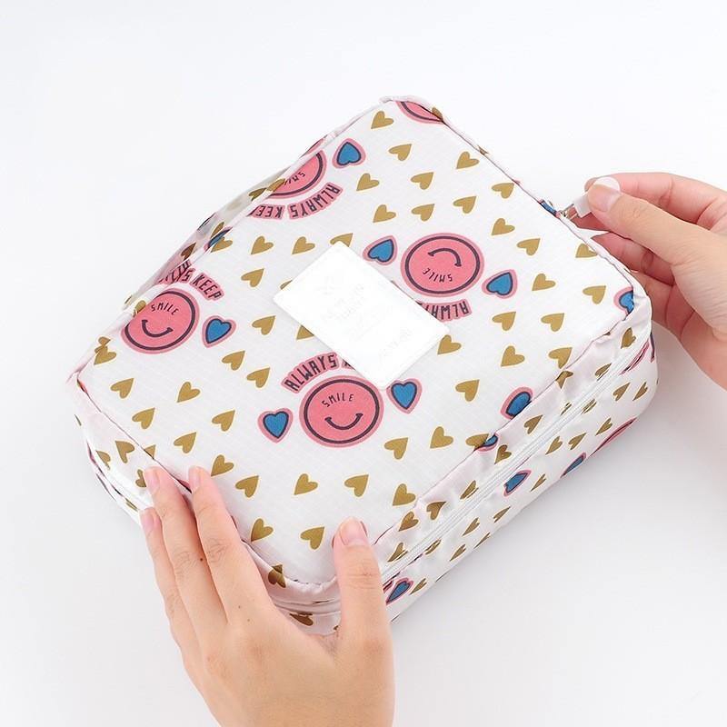 Waterproof Women Cosmetic Organizer - foxberryparkproducts