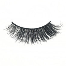 Load image into Gallery viewer, Natural Lashes Lightweight 100% Mink False Eyelashes - foxberryparkproducts
