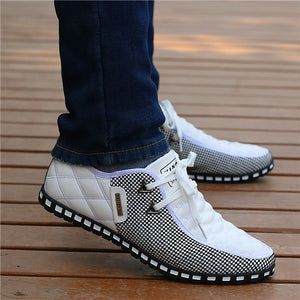Men Leather Shoes  Breathable Light Weight White Sneakers