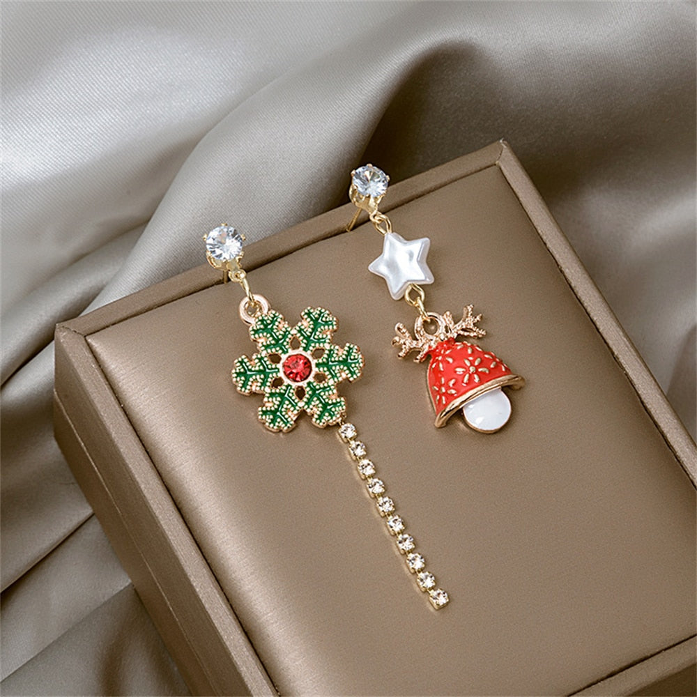 2022 New Zircon Christmas Tree Earrings for Women Shiny Rhinestone Snowflake Stud Earring Fashion Jewelry New Year Gifts - foxberryparkproducts