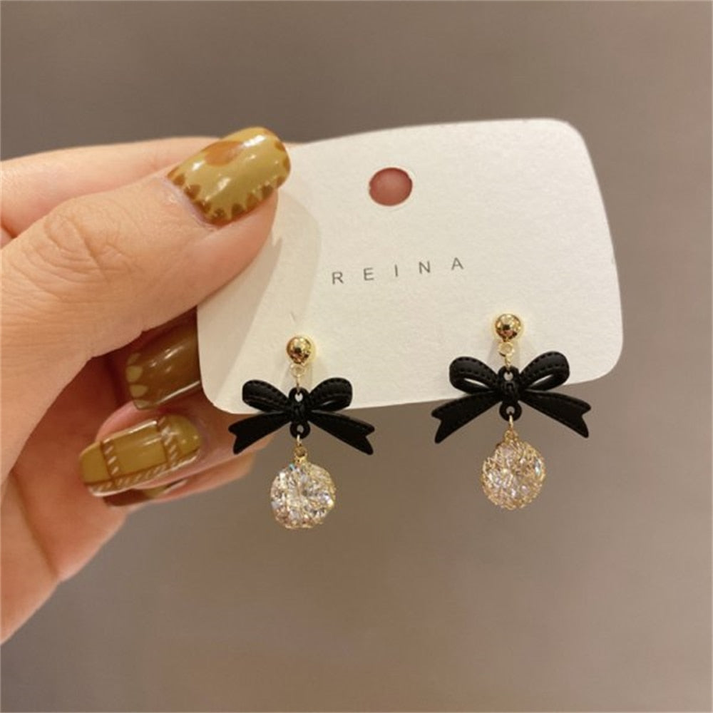 2022 New Zircon Christmas Tree Earrings for Women Shiny Rhinestone Snowflake Stud Earring Fashion Jewelry New Year Gifts - foxberryparkproducts