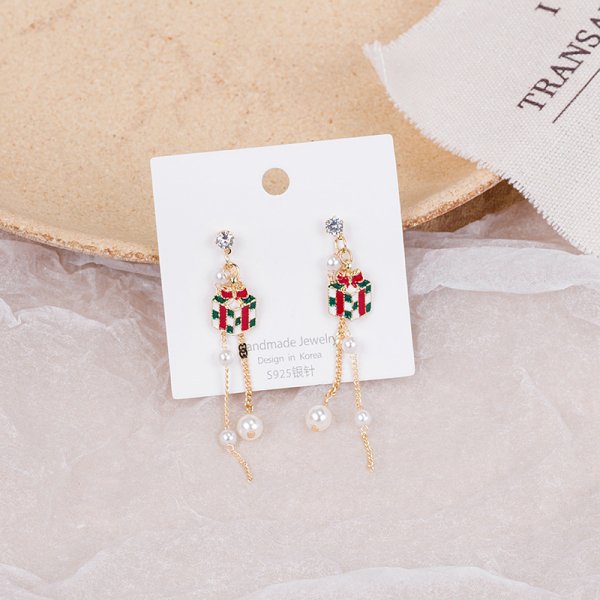 2022 New Zircon Christmas Tree Earrings for Women Shiny Rhinestone Snowflake Stud Earring Fashion Jewelry New Year Gifts - foxberryparkproducts