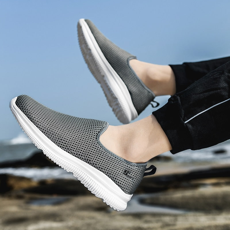 Summer Mesh Men Shoes Lightweight Sneakers - foxberryparkproducts