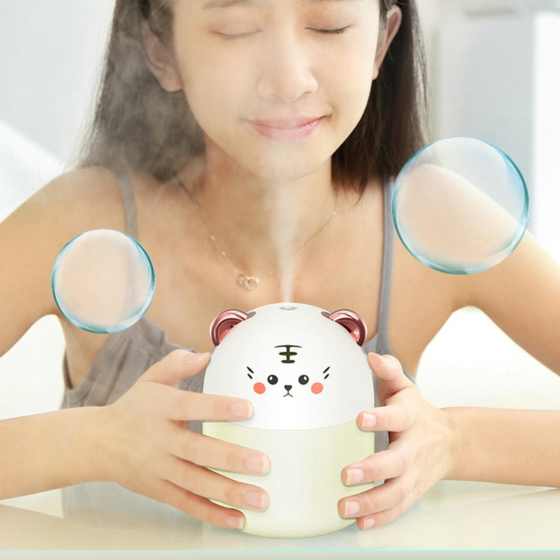 New Desktop Humidifier With Colorful Atmosphere Light