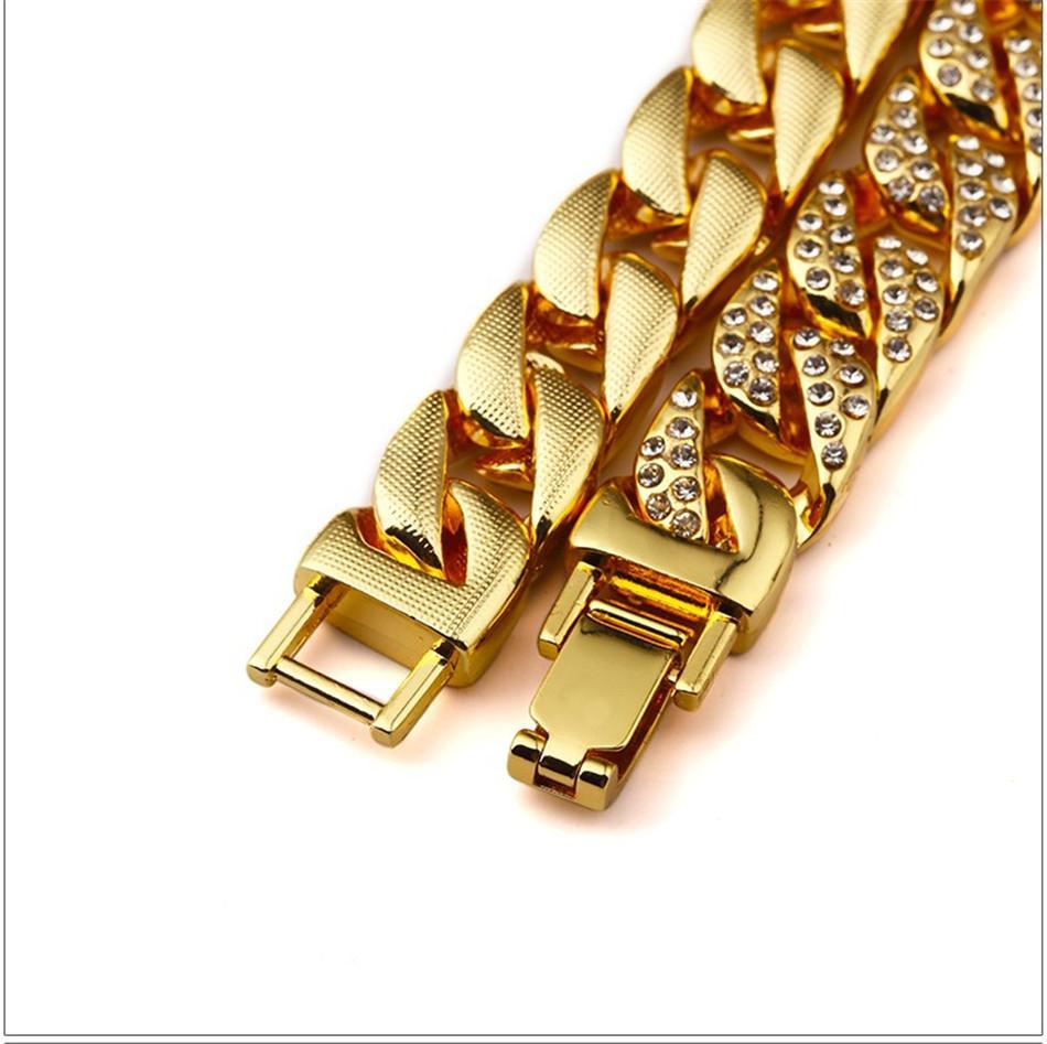 Smashing Gold Bracelet - foxberryparkproducts