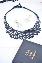 Load image into Gallery viewer, Necklace  Radiant! and Magnificent!          ID  A112 - 1126 - foxberryparkproducts
