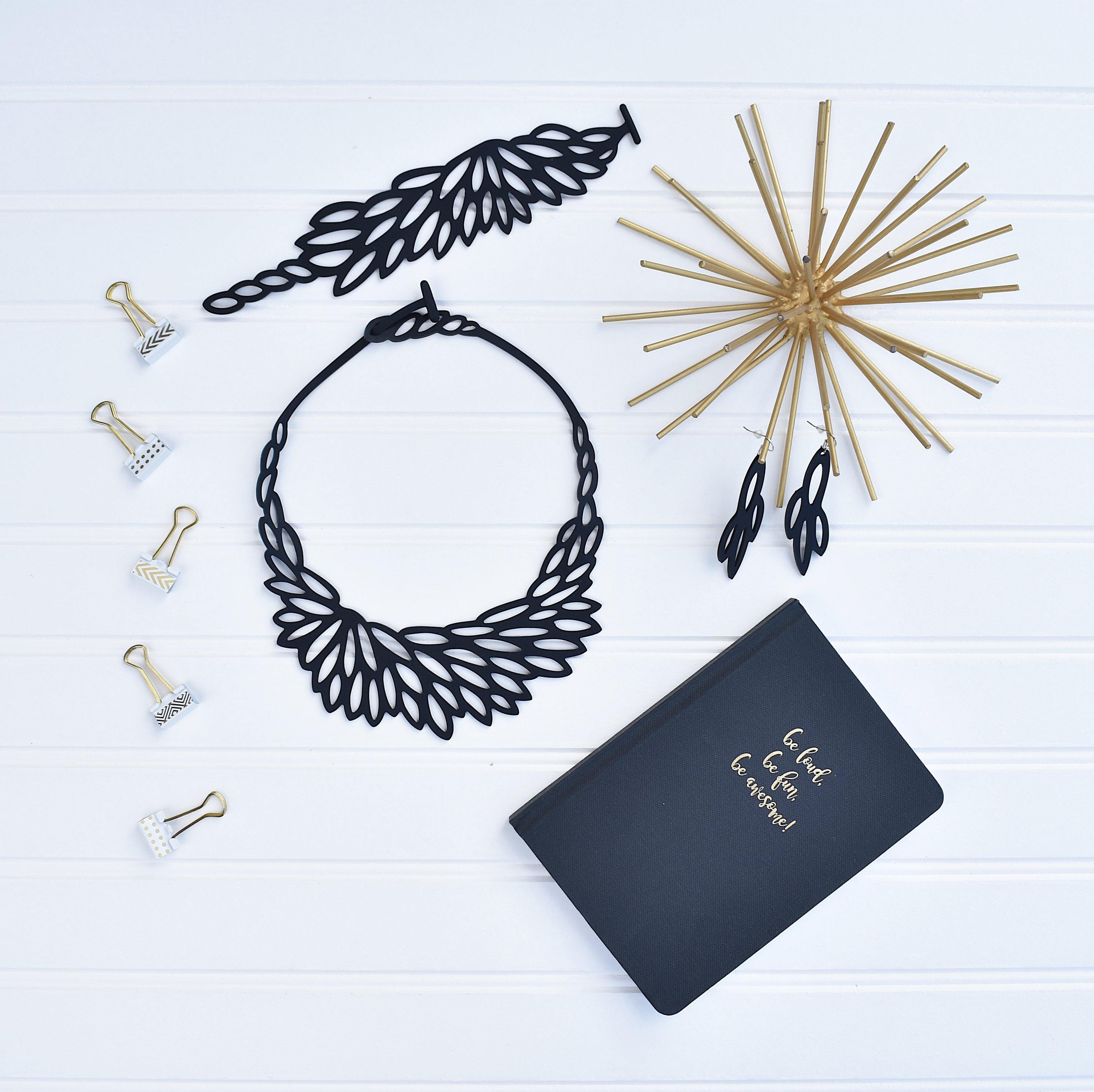 Necklace  Radiant! and Magnificent!          ID  A112 - 1126 - foxberryparkproducts