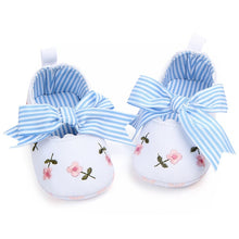 Load image into Gallery viewer, Baby Girl Shoes White Lace Floral Embroidered Soft Shoes - foxberryparkproducts
