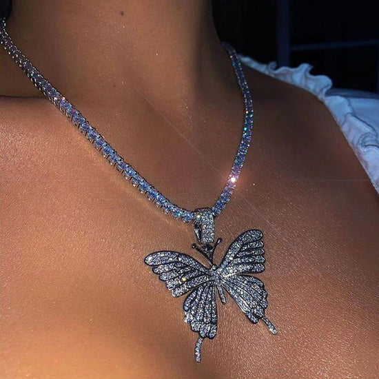 Necklace Beautiful Sparking Crystal Pave Butterfly Pendant   ID A114 - 1148 - foxberryparkproducts