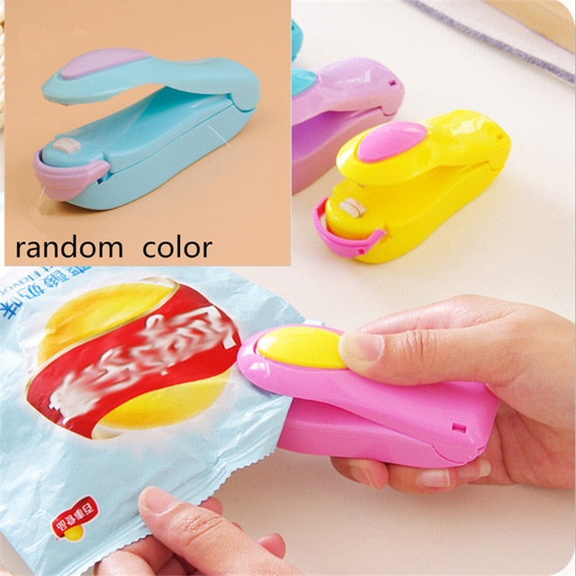 1pcs Kitchen Accessories Stainless Steel Fried Food Fishing Oil Scoop  or Barbecue Brush for Kitchen - foxberryparkproducts