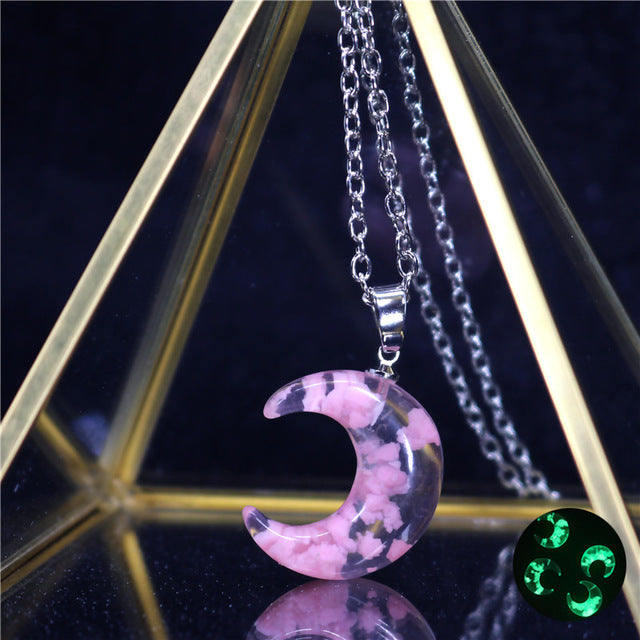 Chic Transparent Resin Rould Ball Moon Pendant Necklace - foxberryparkproducts