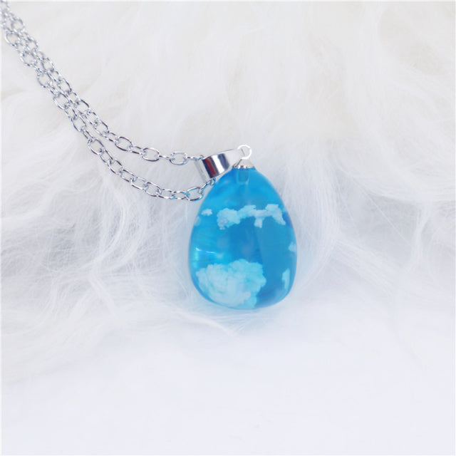 Chic Transparent Resin Rould Ball Moon Pendant Necklace - foxberryparkproducts