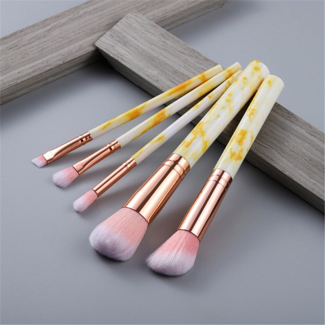Wonderful Soft Makeup Brushes - foxberryparkproducts