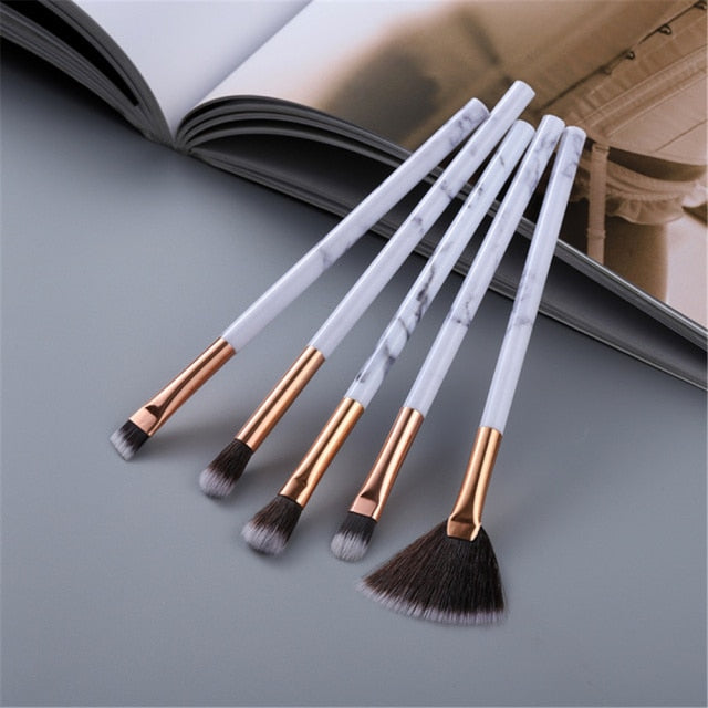 Wonderful Soft Makeup Brushes - foxberryparkproducts